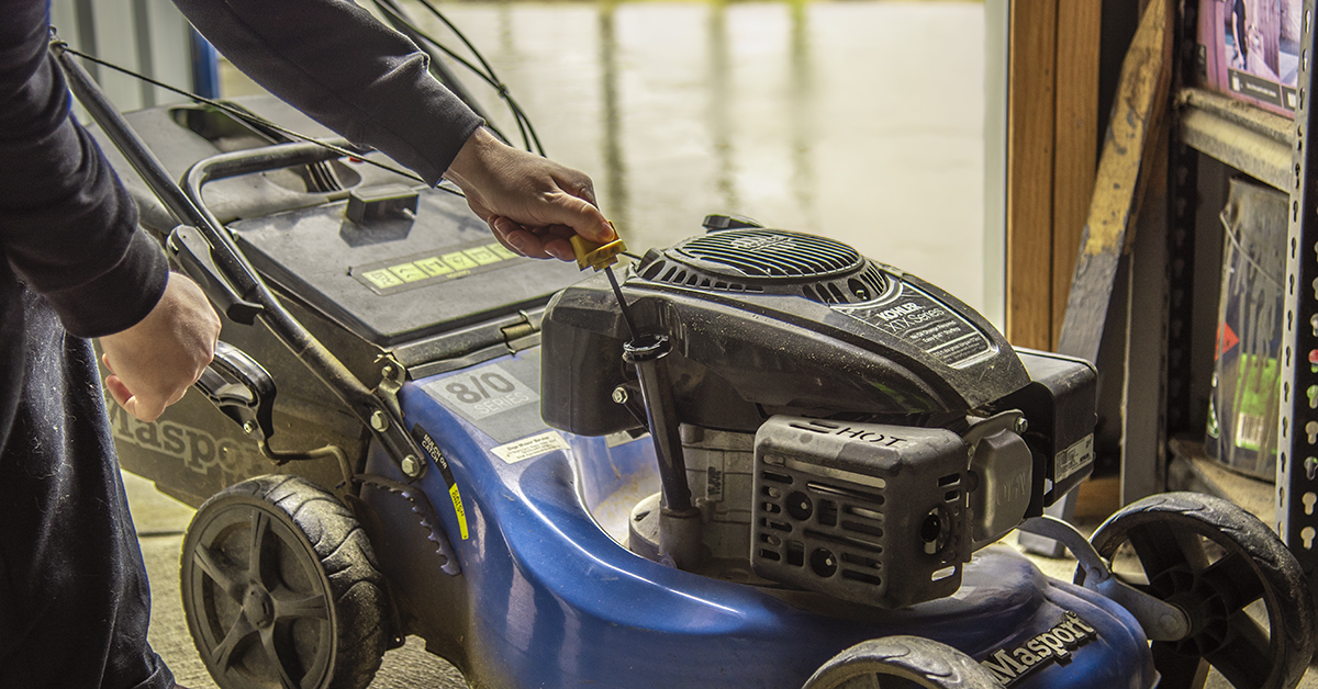 How to Maintain Mower Engine for Long Life: Ultimate Care Tips