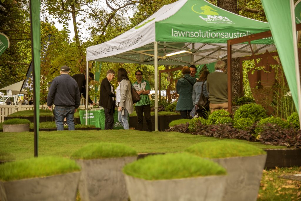 lawn solutions show garden